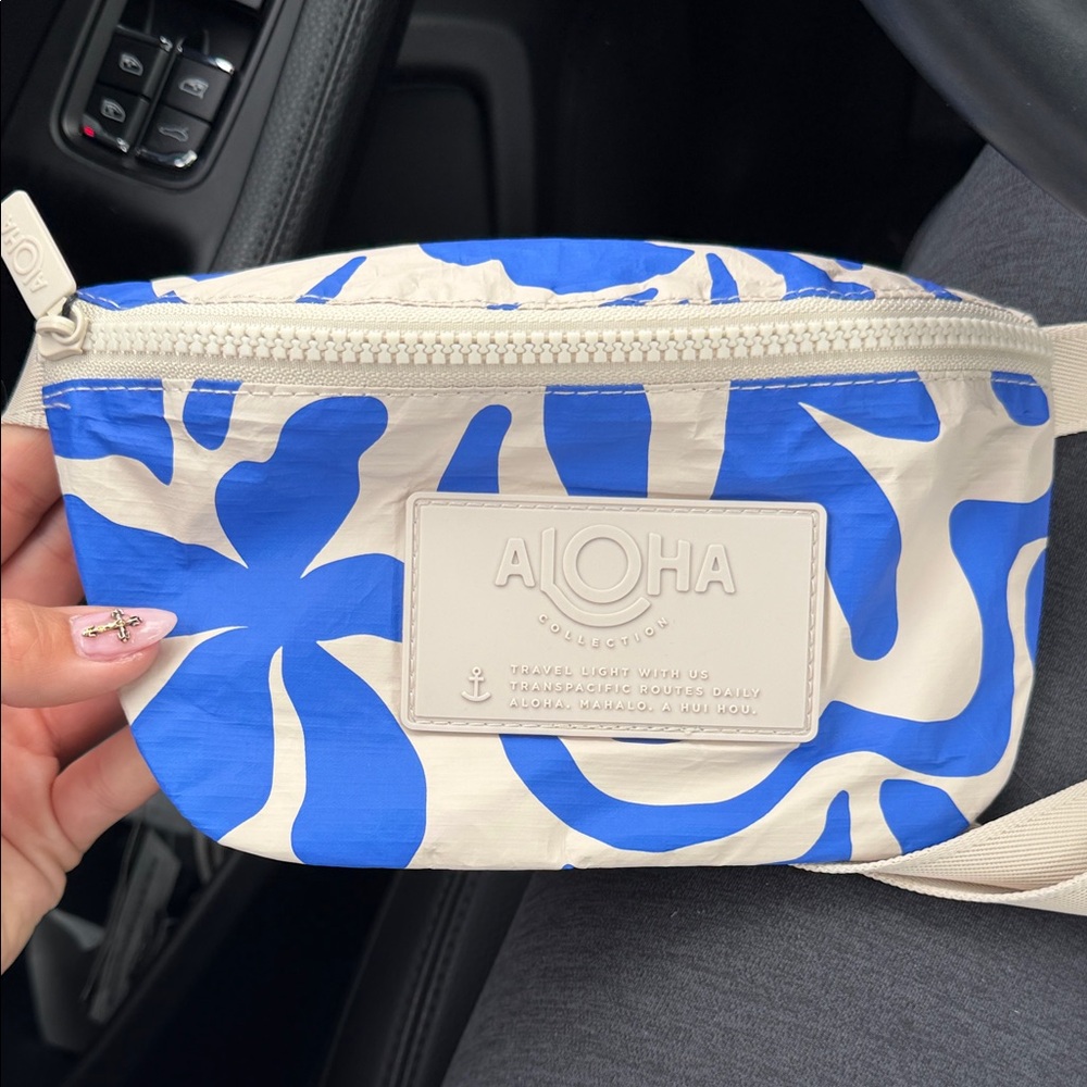 ALOHA Collection Blue and Cream Bag